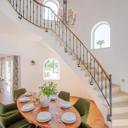 Casa Branca * كارفويرو